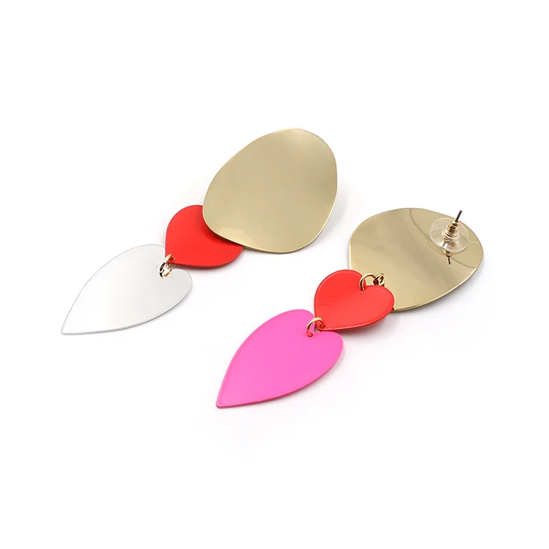 Aeris Sortemetal discus rubrum et rosea inaures