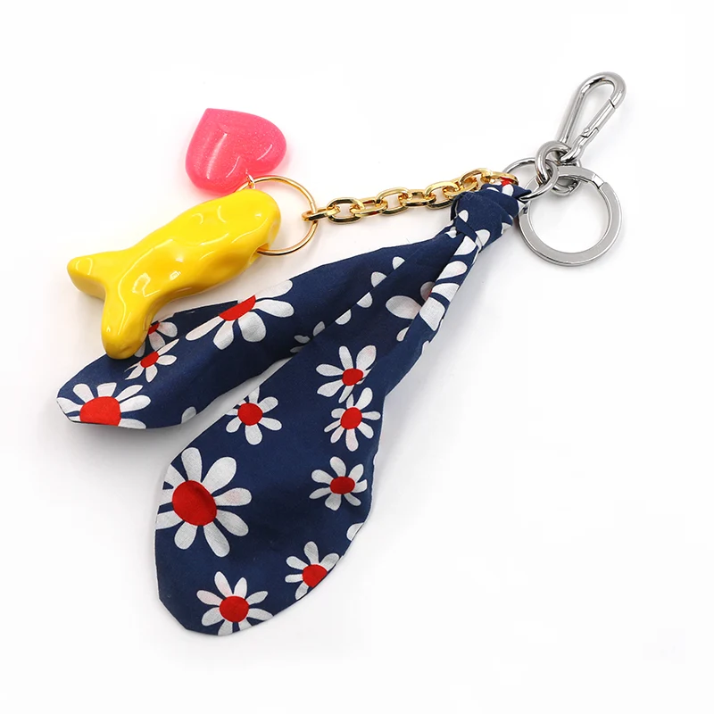 Daisy et pisces Keychain