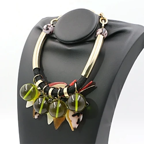 Green Grape Multicolor Leaves Necklace
