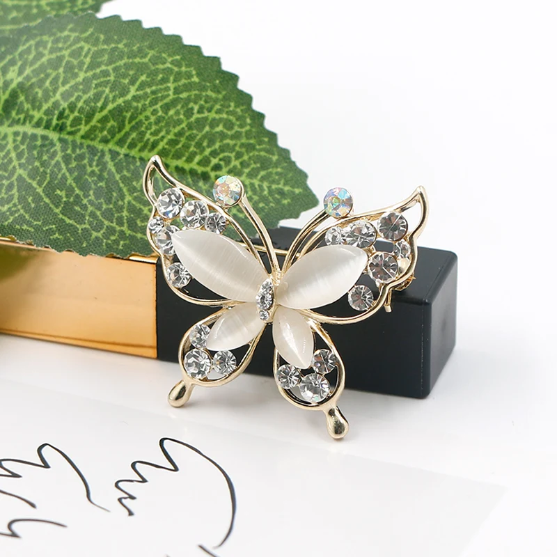 Cateye Stone Butterfly Brooch with Gold Plated